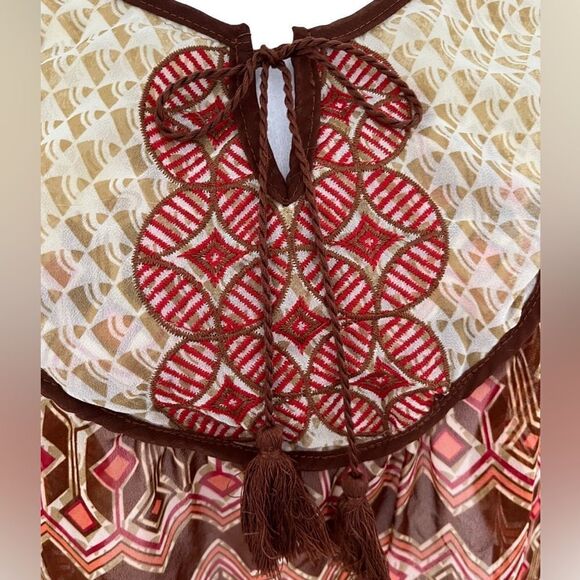 Nine 1 Eight semi sheer print embroidered tie front top size M - Picture 2 of 6